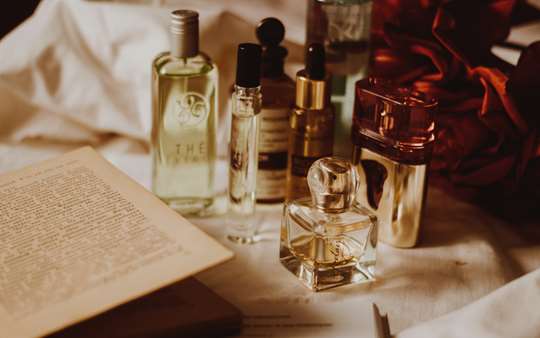 Parfum richtig auftragen – diese 8 Fehler vermeiden