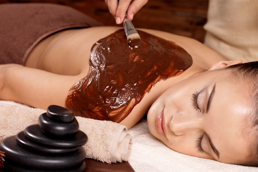 Eingehüllt in duftender Schokolade - Diese Massage bietet ein Erlebnis der besonderen Art.